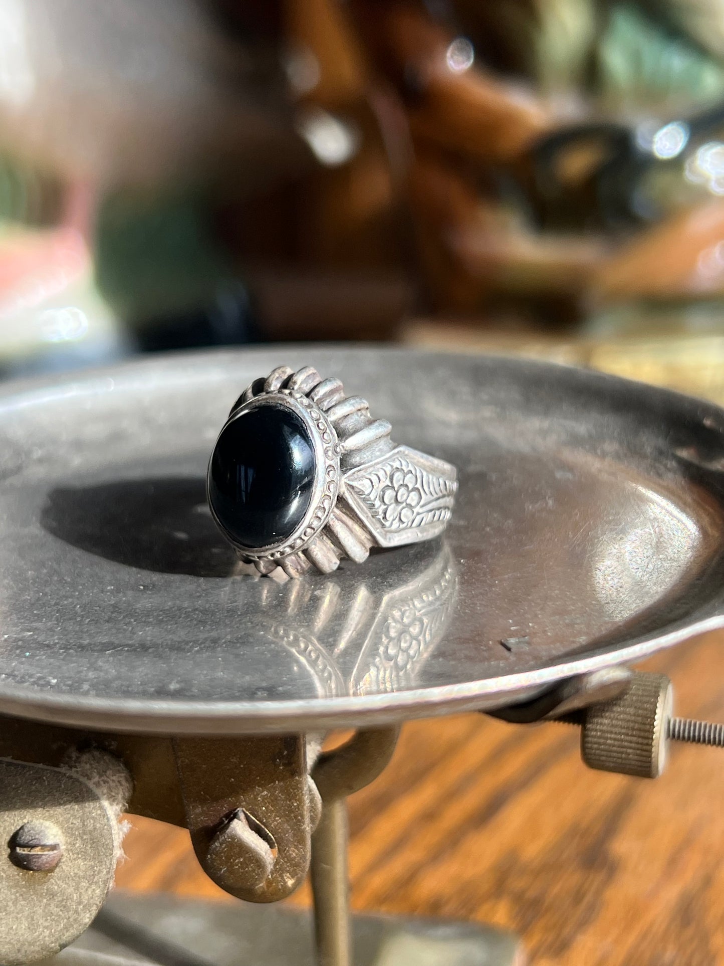 Black Onyx Ring with Flower Detailed Band