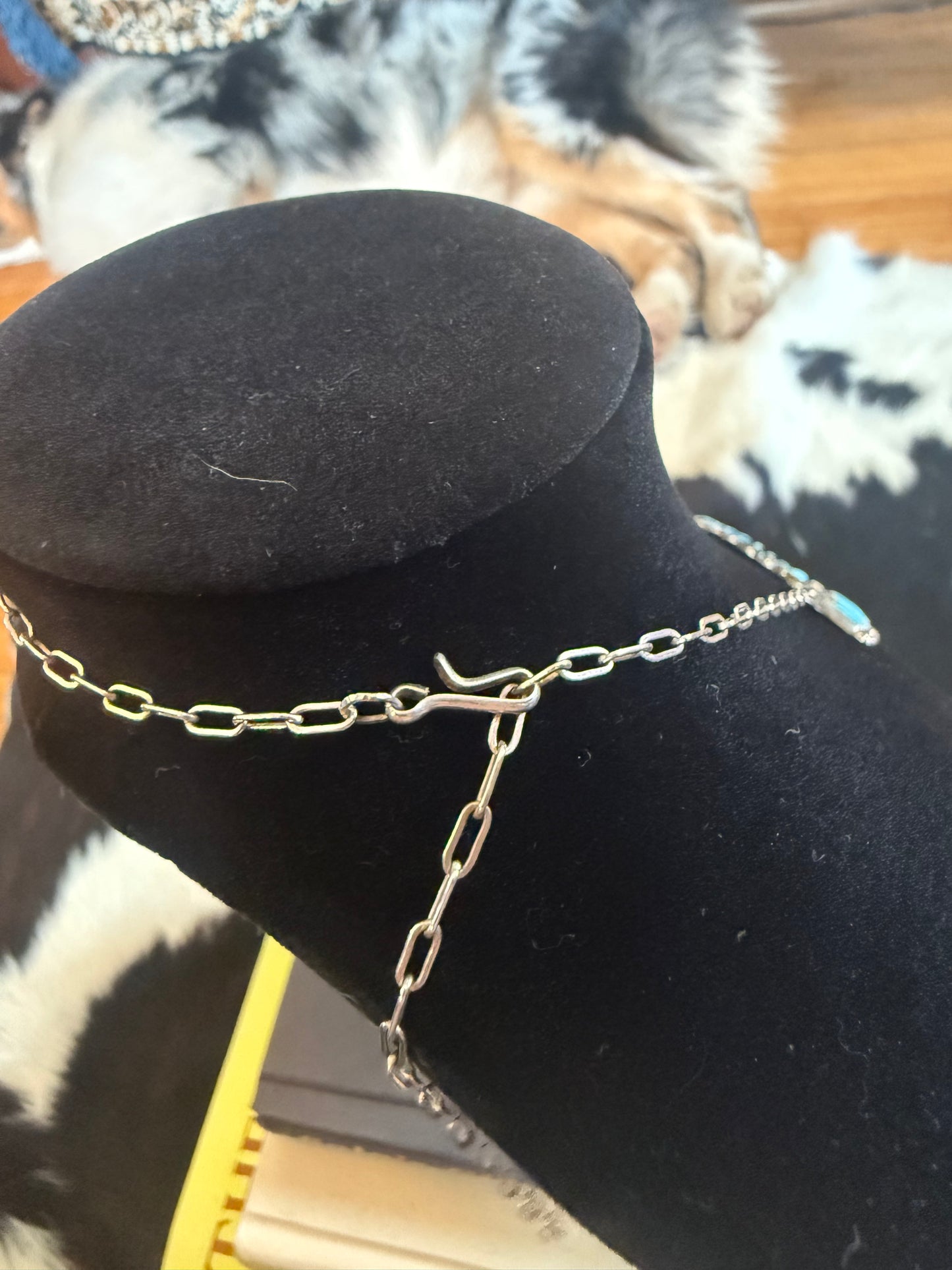 Estate Zuni Kingman Turquoise Necklace/Earring Set
