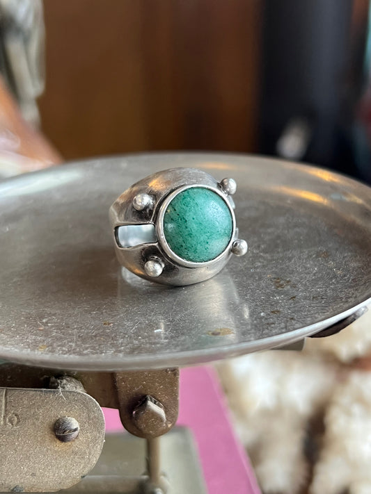 Malachite Stone with Unique Band Ring