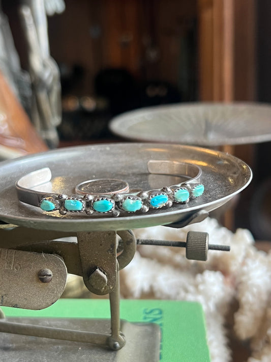 Mix Turquoise & Green 7-Stone Cuff