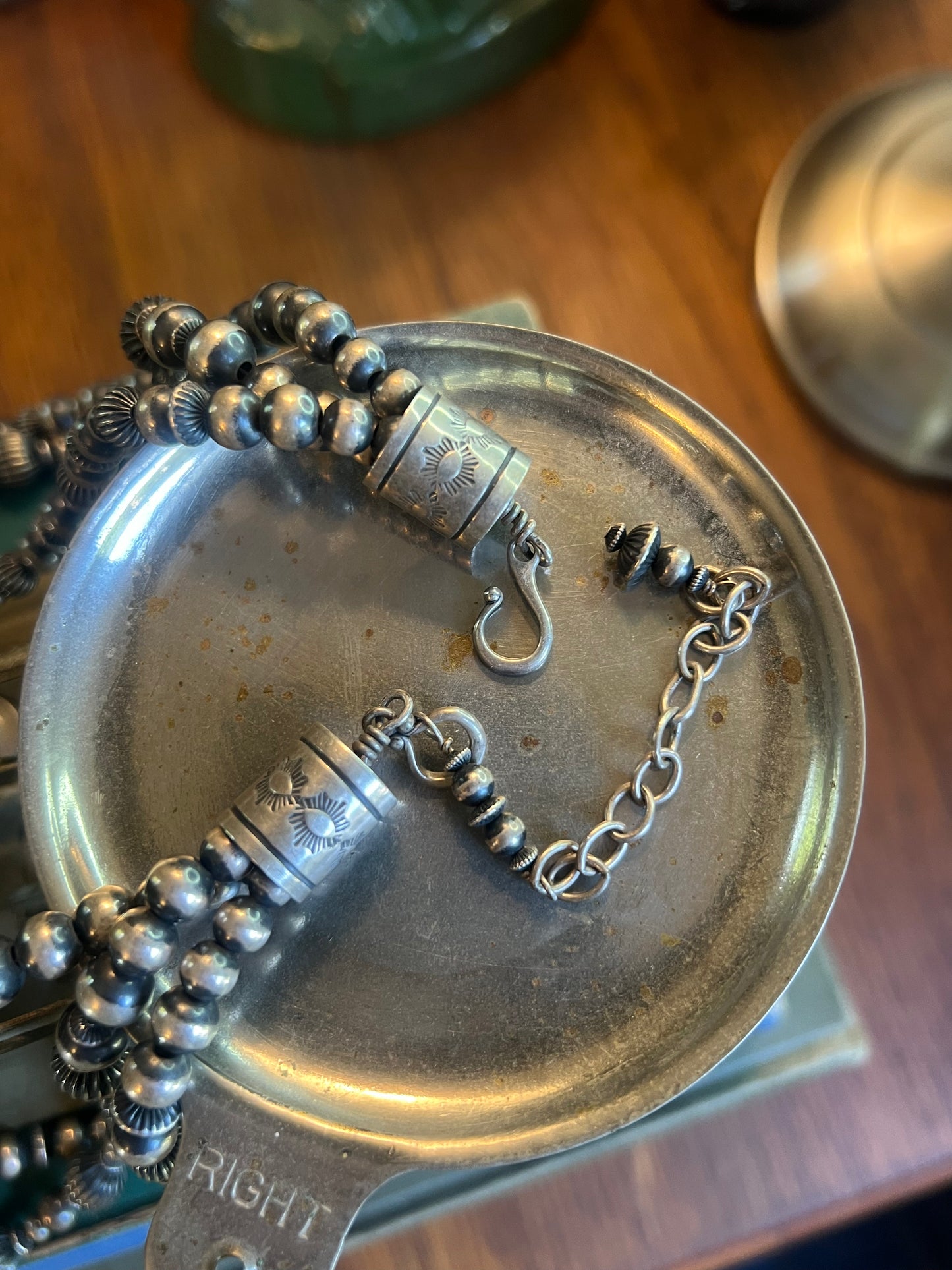 29-32” Variated 3-Strand Navajo Pearls
